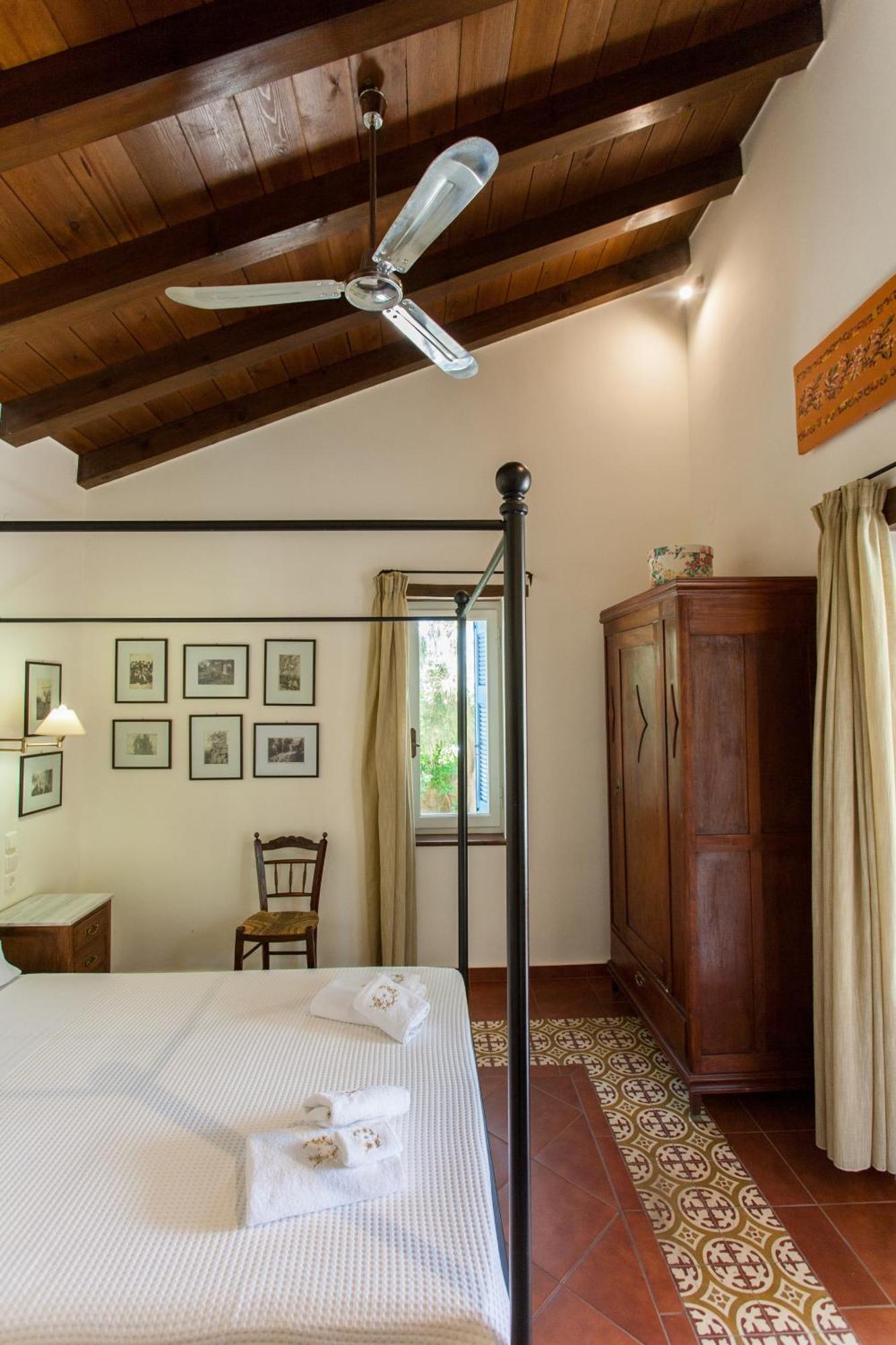 Metohi Georgila Aparthotel Chania  Buitenkant foto